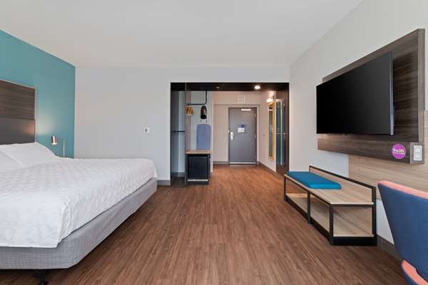  - Tru by Hilton Hotel Bradenton - I-75, Exit 217