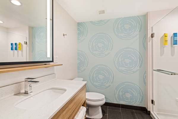  - Tru by Hilton Hotel Bradenton - I-75, Exit 217