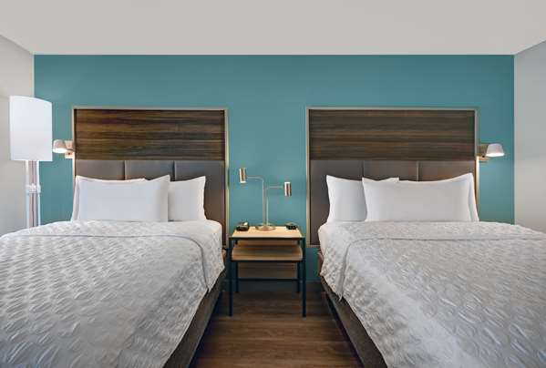  - Tru by Hilton Gaylord - I-75, Exit 282