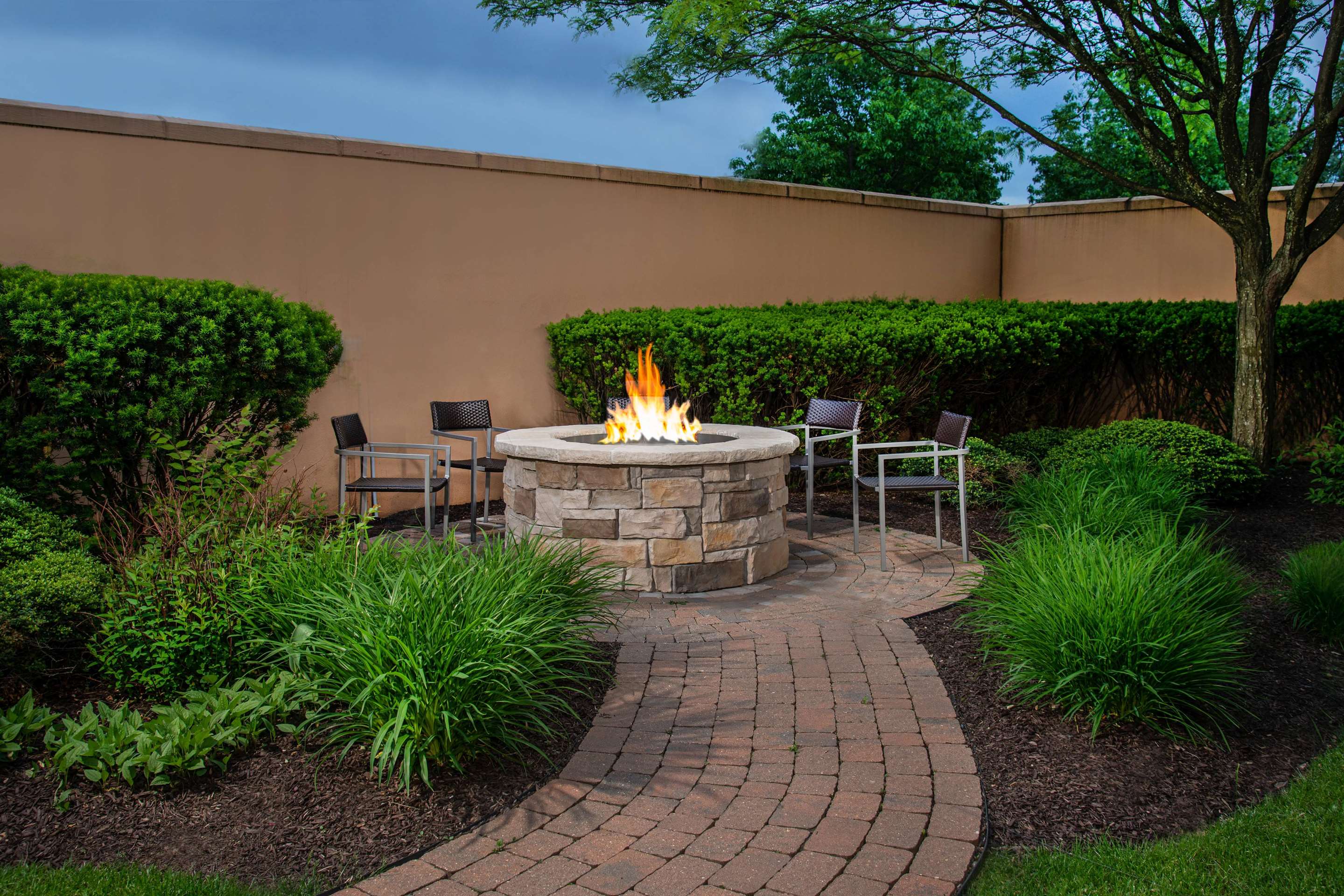 Fire pit | Sonesta Select Allentown Bethlehem Airport