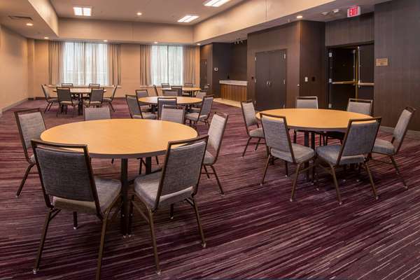  - Sonesta Select Hotel Rosslyn Arlington - I-66, Exit 73