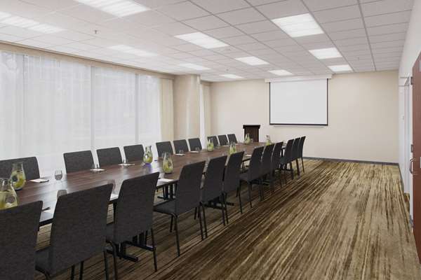  - Sonesta Select Hotel Cumberland Center Atlanta - I-285, Exit 19 & 20