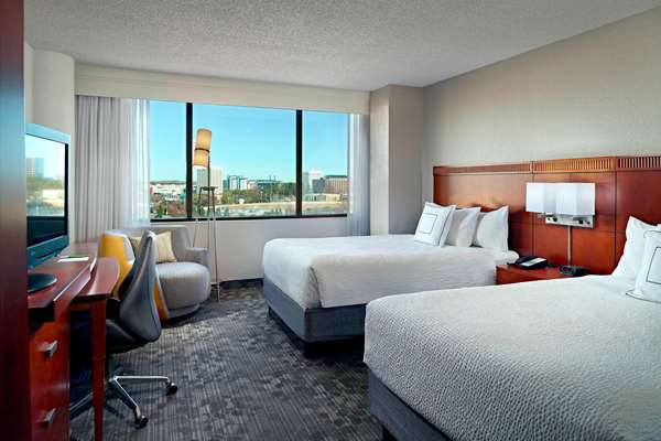  - Sonesta Select Hotel Cumberland Center Atlanta - I-285, Exit 19 & 20