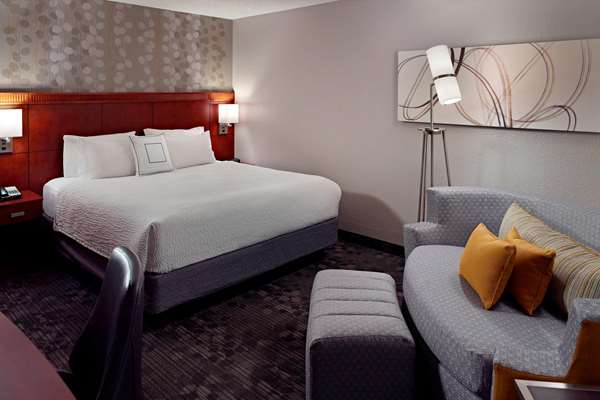  - Sonesta Select Hotel Cumberland Center Atlanta - I-285, Exit 19 & 20