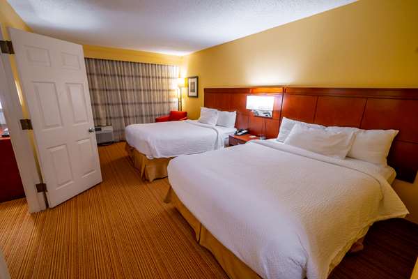 Suite - Sonesta Select Hotel Bettendorf - I-74, Exit 2