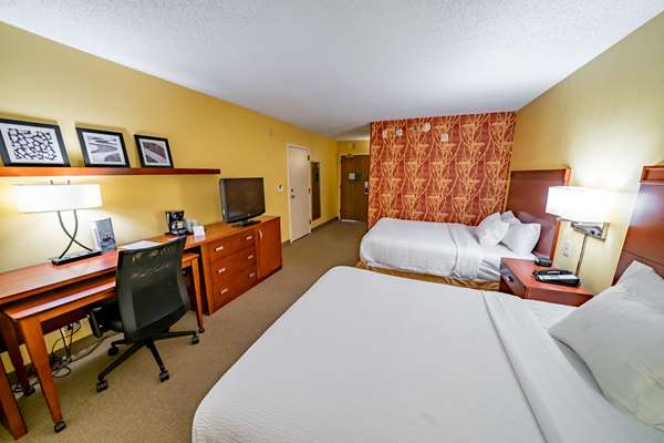 Suite - Sonesta Select Hotel Bettendorf - I-74, Exit 2