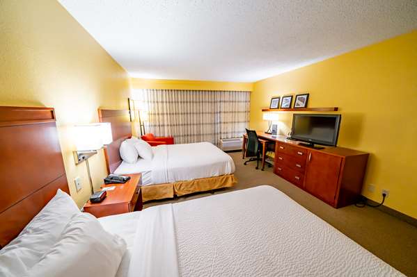 Suite - Sonesta Select Hotel Bettendorf - I-74, Exit 2