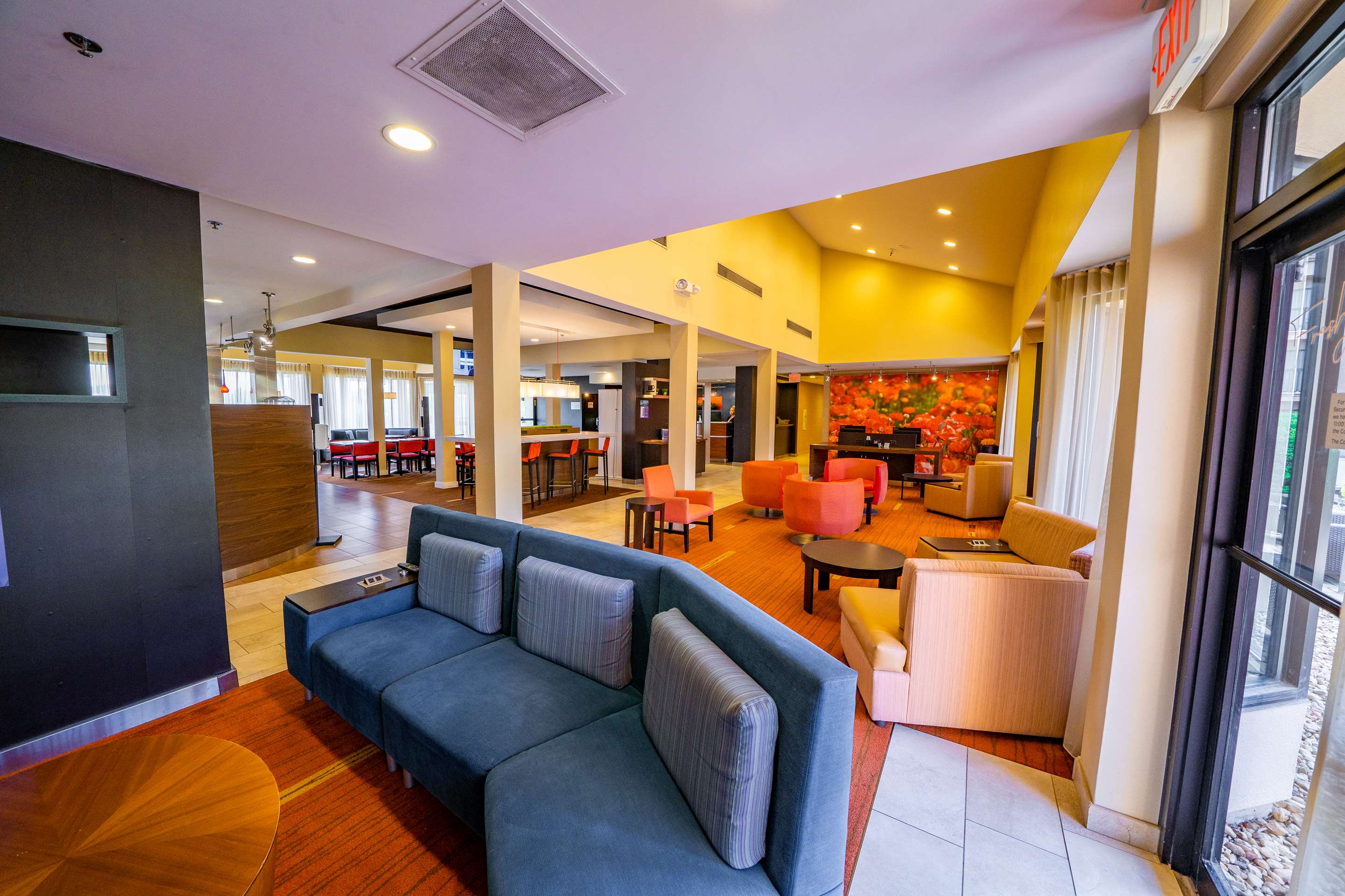 SEL Bettendorf Lobby