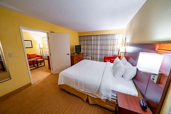 Suite - Sonesta Select Hotel Bettendorf - I-74, Exit 2