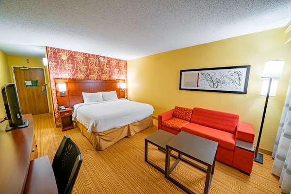Suite - Sonesta Select Hotel Bettendorf - I-74, Exit 2