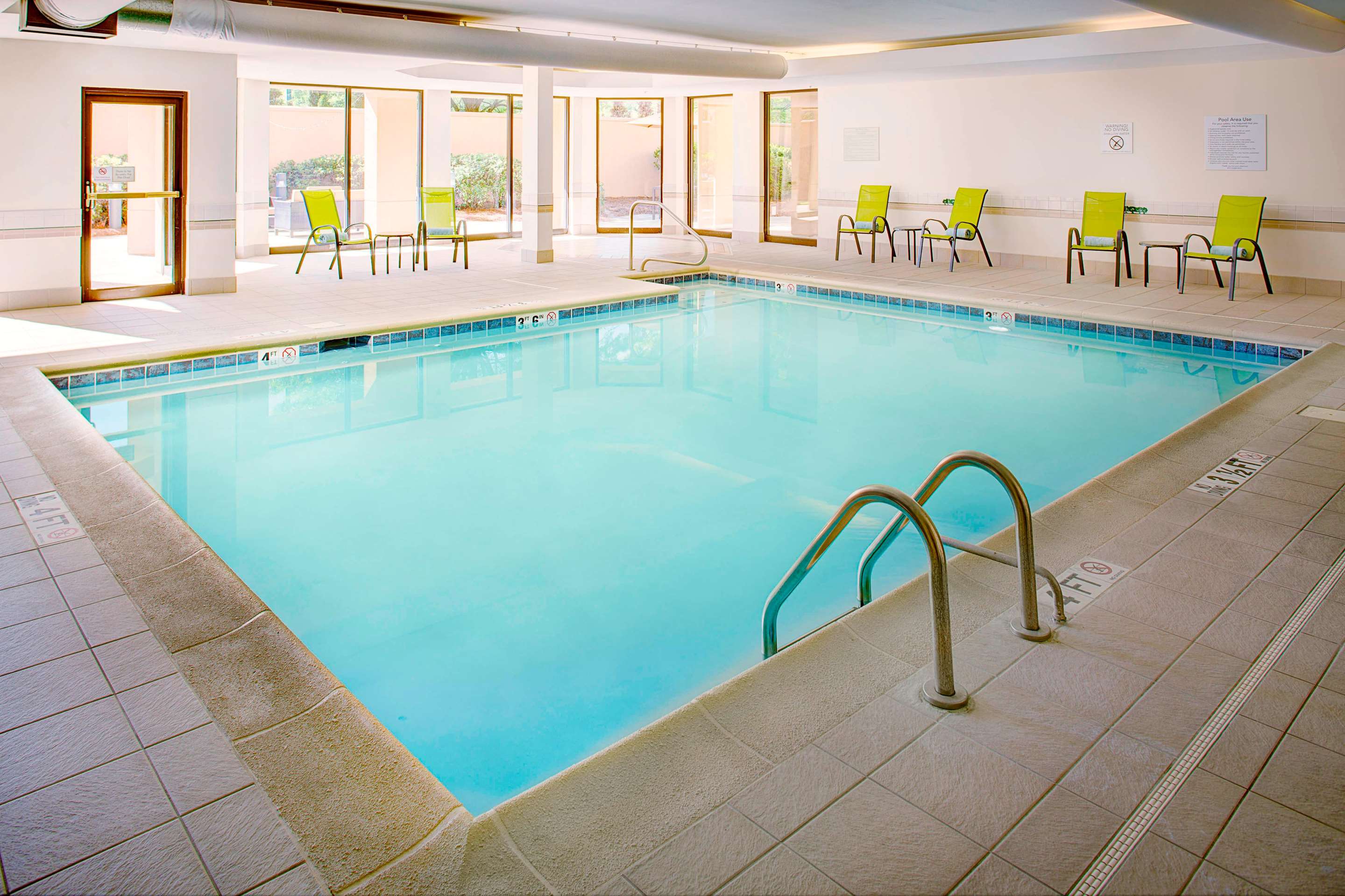 Indoor pool | Sonesta Select Birmingham Colonnade