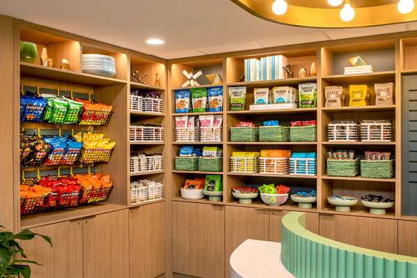  - Sonesta Select Hotel Foxborough - I-95, Exit 13A