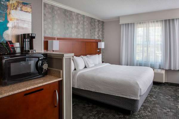 Suite - Sonesta Select Hotel Lowell - I-495, Exit 89