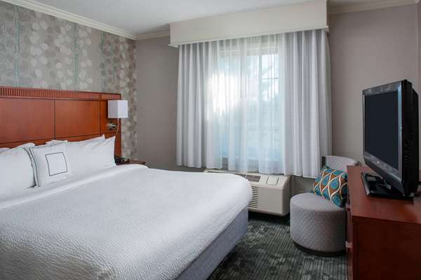 Suite - Sonesta Select Hotel Lowell - I-495, Exit 89
