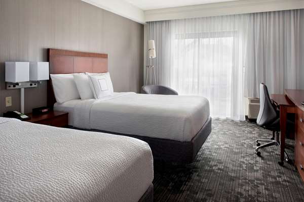  - Sonesta Select Hotel Milford - I-495, Exit 50