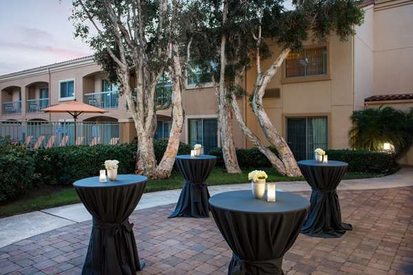  - Sonesta Select Hotel Camarillo