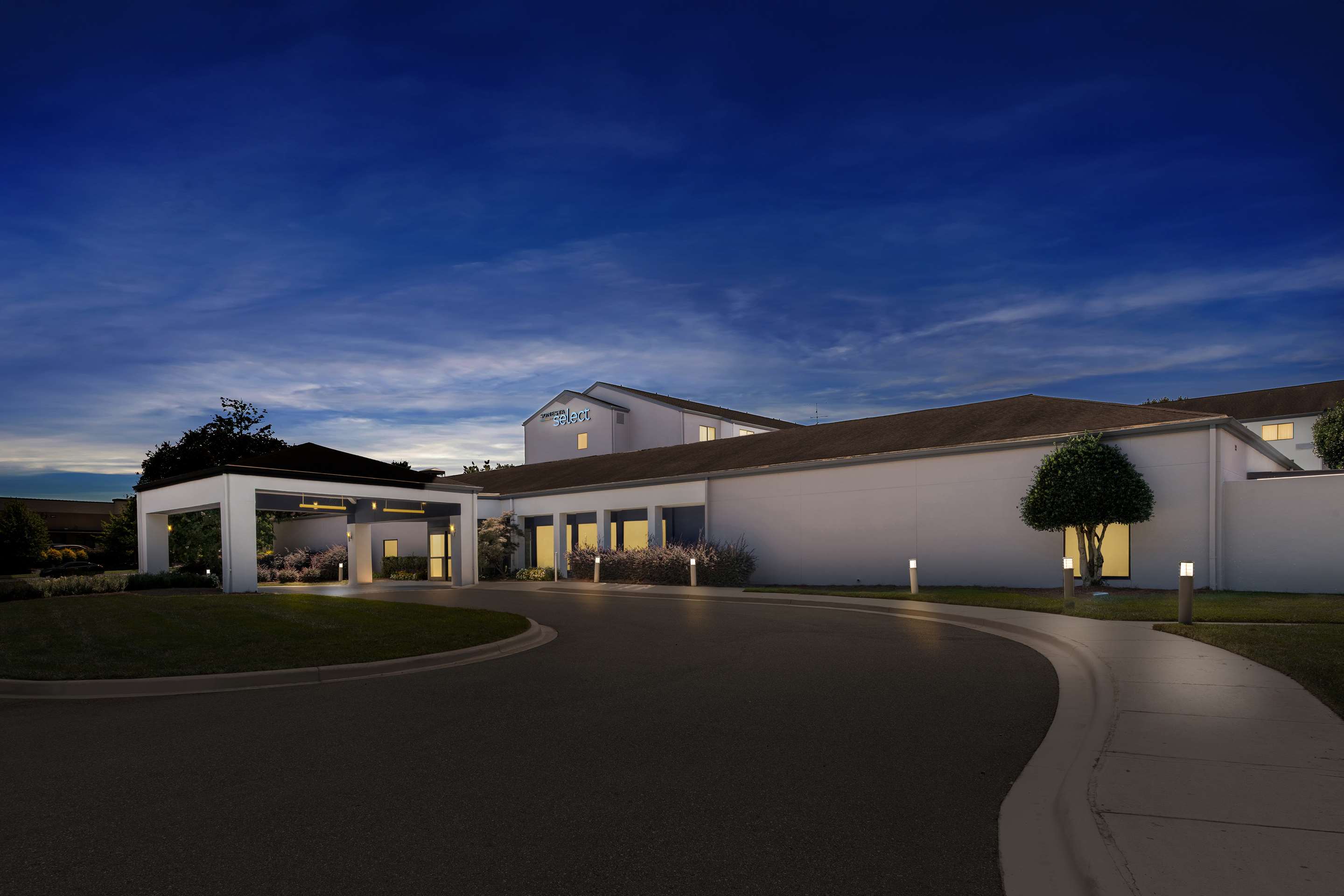 Exterior Twilight 2