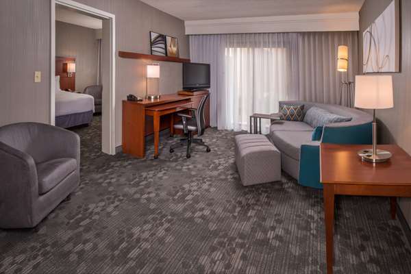Suite - Sonesta Select Hotel Columbia