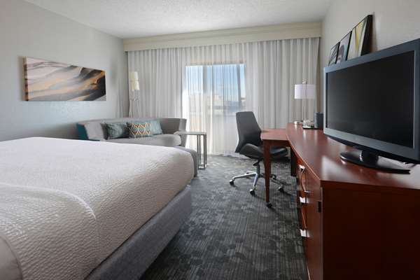  - Sonesta Select Hotel Central Expressway Dallas