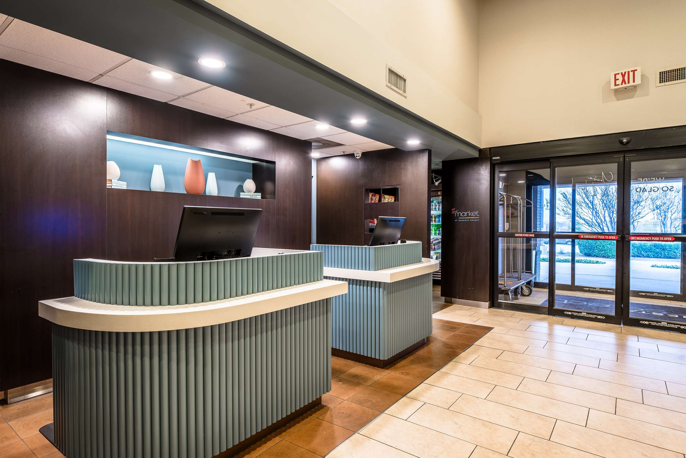 SHA HDR SonestaSelectDallasRichardson FrontDesk