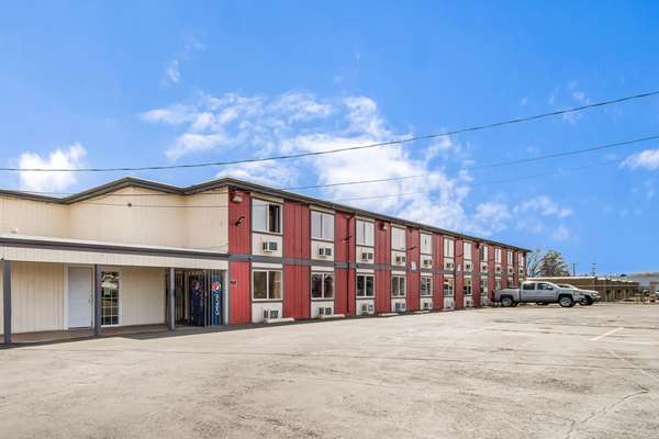 Exterior view - Rodeway Inn Yakima - I-82, Exit 31