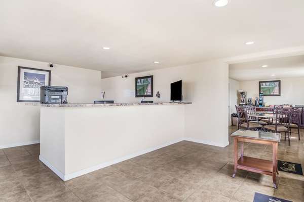  - Rodeway Inn Yakima - I-82, Exit 31