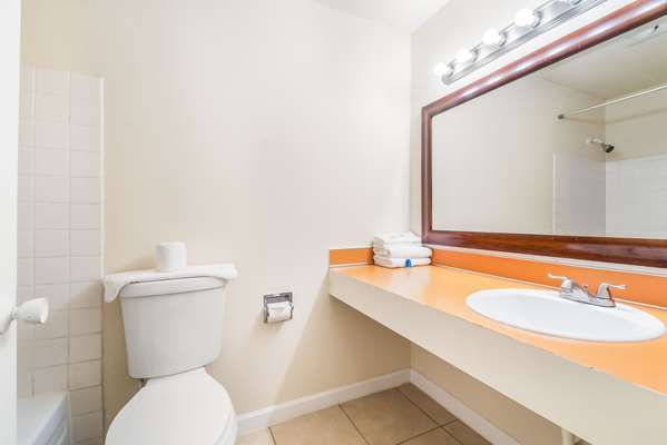  - Rodeway Inn Yakima - I-82, Exit 31