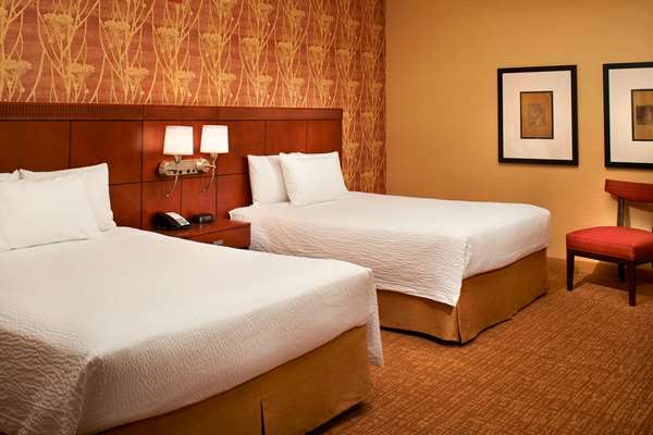 Suite - Sonesta Select Hotel Auburn Hills - I-75, Exit 79
