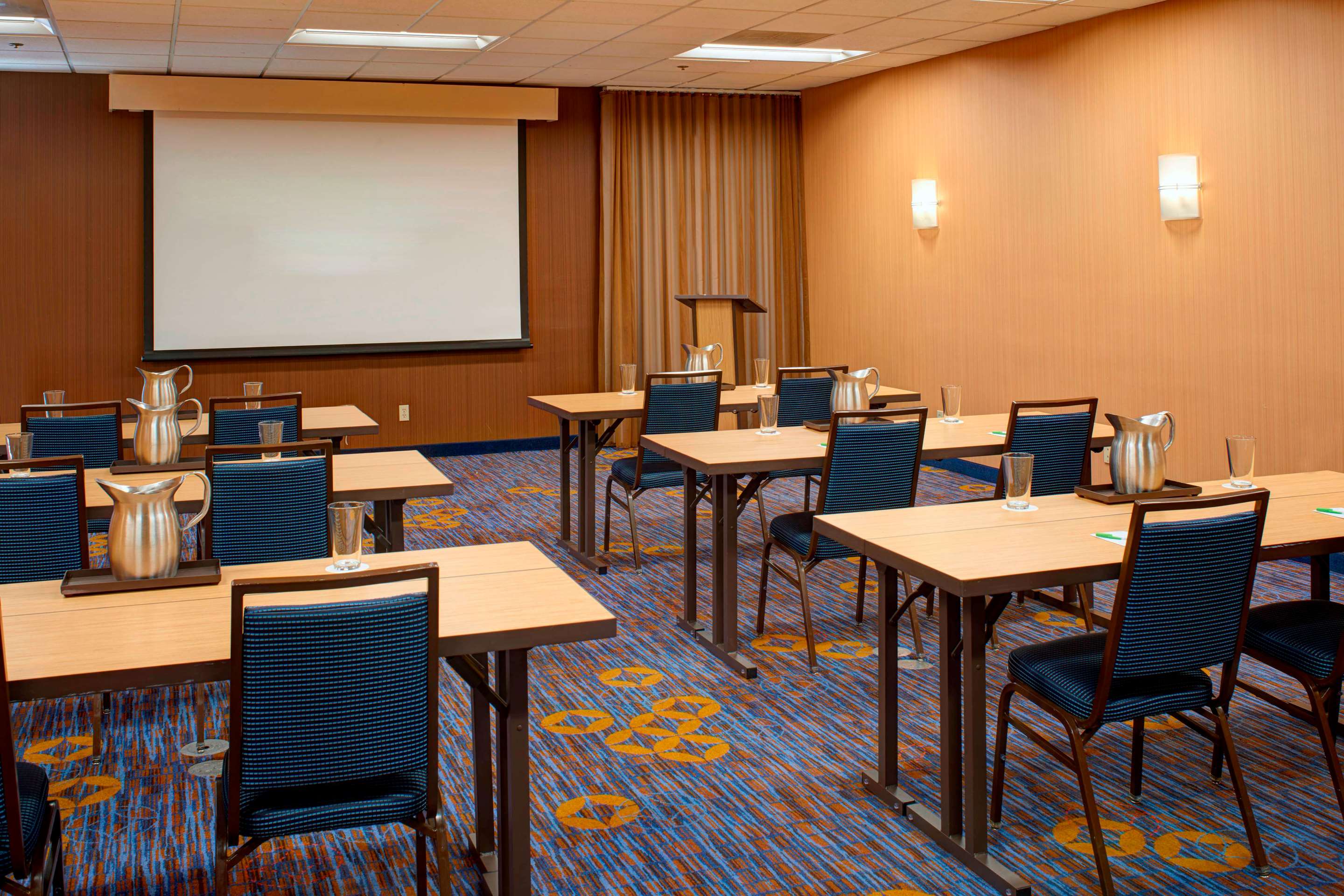 Meeting room | Sonesta Select Detroit Auburn Hills