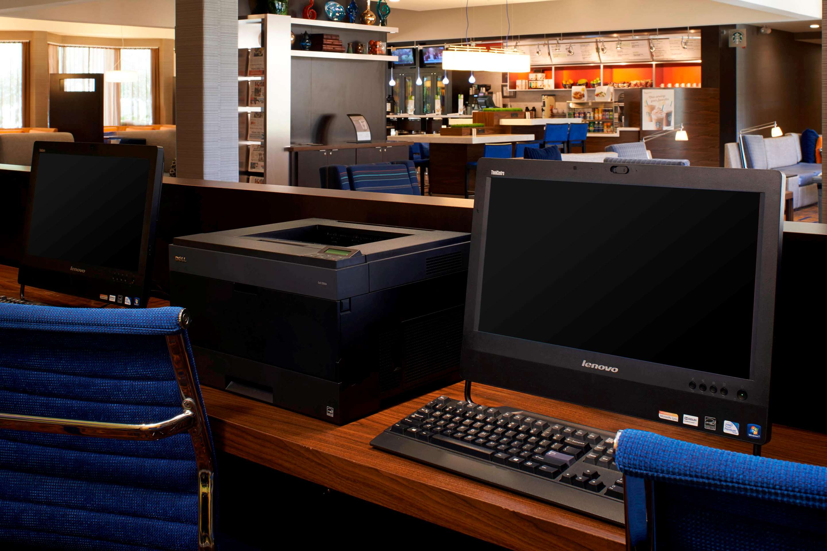 Business center | Sonesta Select Detroit Auburn Hills