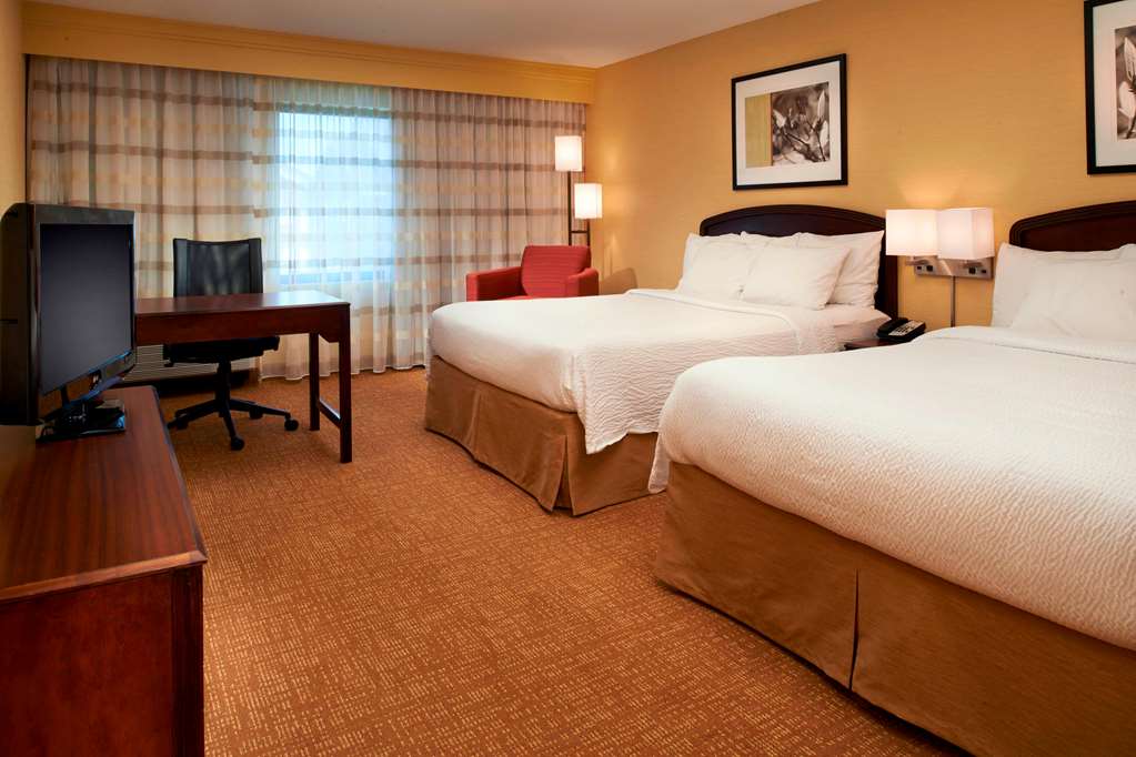 SONESTA SELECT DETROIT NOVI-guestroom-Guest Room,On-Site.jpg