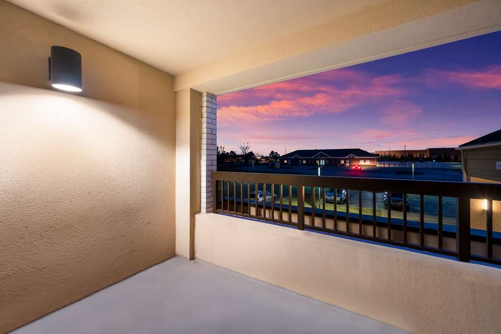 SONESTA SELECT DETROIT NOVI-guestroom-Guest Room,Balcony,Guest Room Amenity,Architecture,On-Site,View from room,Exterior View of Building.jpg