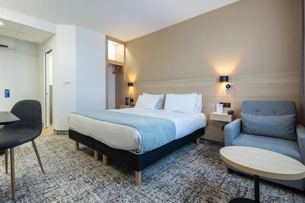 Sure Hotel by Best Western Bordeaux Lac-guestroom-Guest Room,Guest Room Amenity,On-Site.jpg