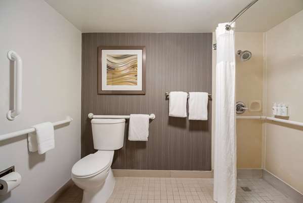  - Sonesta Select Hotel Fountain Valley - I-405, Exit 14