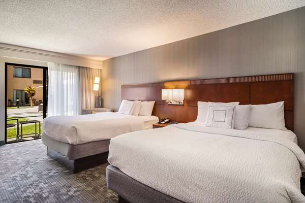 Suite - Sonesta Select Hotel Fountain Valley - I-405, Exit 14