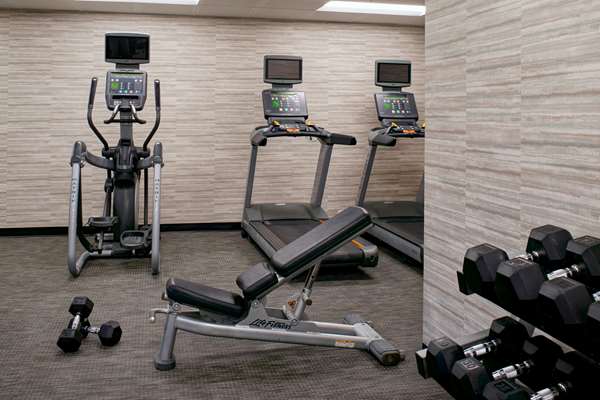 Fitness/ Exercise Room - Sonesta Select Hotel Airport Kansas City - I-29, Exit 10