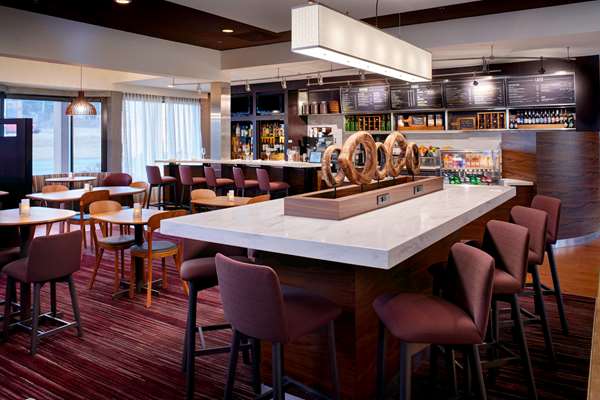 Restaurant - Sonesta Select Hotel Airport Kansas City - I-29, Exit 10