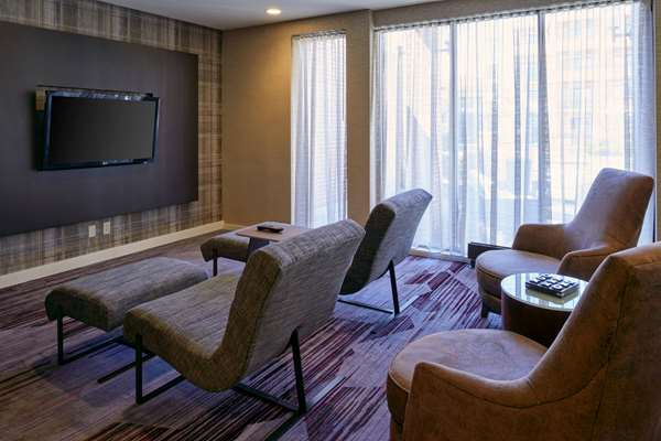  - Sonesta Select Hotel Indianapolis
