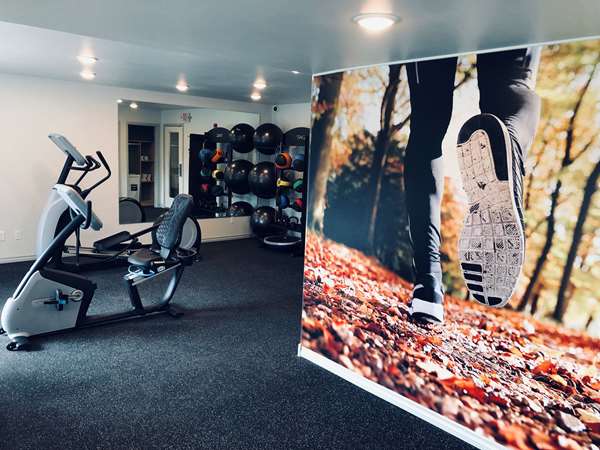 Fitness/ Exercise Room - Best Western Portland West Beaverton Hotel