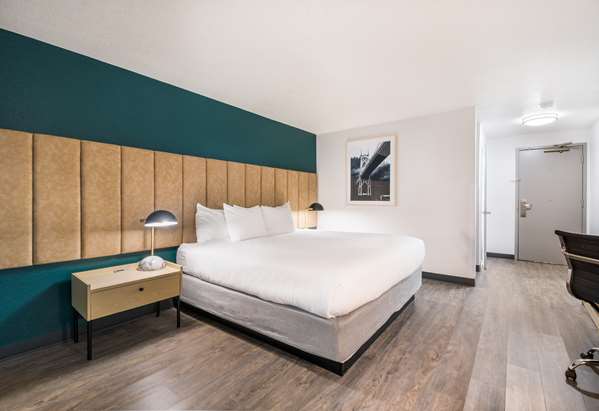  - Best Western Portland West Beaverton Hotel