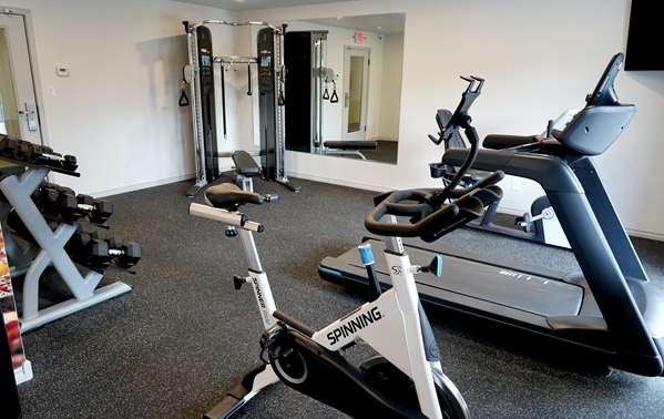 Fitness/ Exercise Room - Best Western Portland West Beaverton Hotel