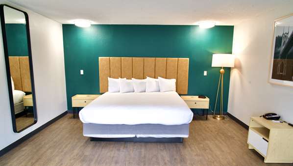  - Best Western Portland West Beaverton Hotel