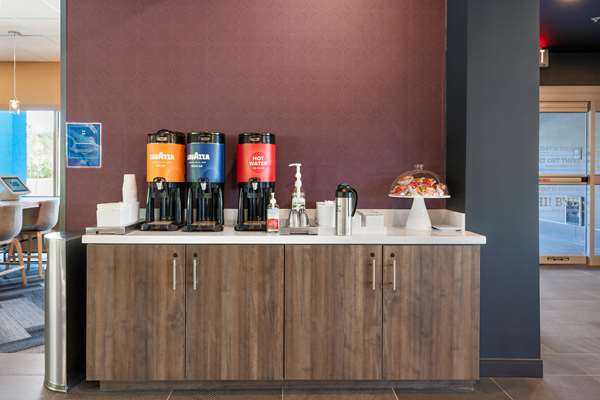 Restaurant - Tru by Hilton Hotel Cartersville