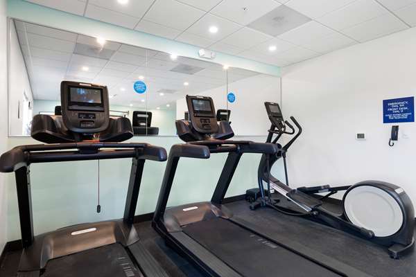 Fitness/ Exercise Room - Tru by Hilton Hotel Cartersville