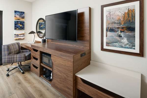  - Hampton Inn Blue Ridge