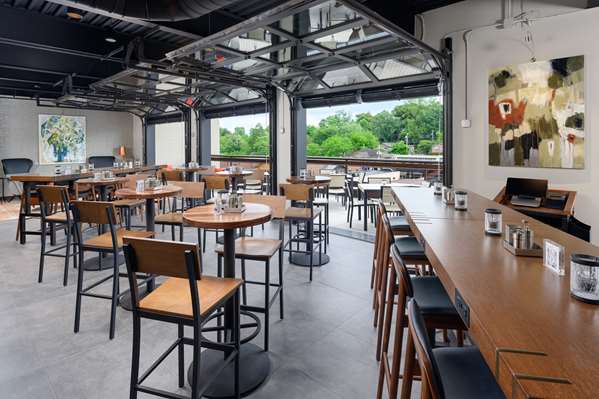 Bar - Hampton Inn Blue Ridge