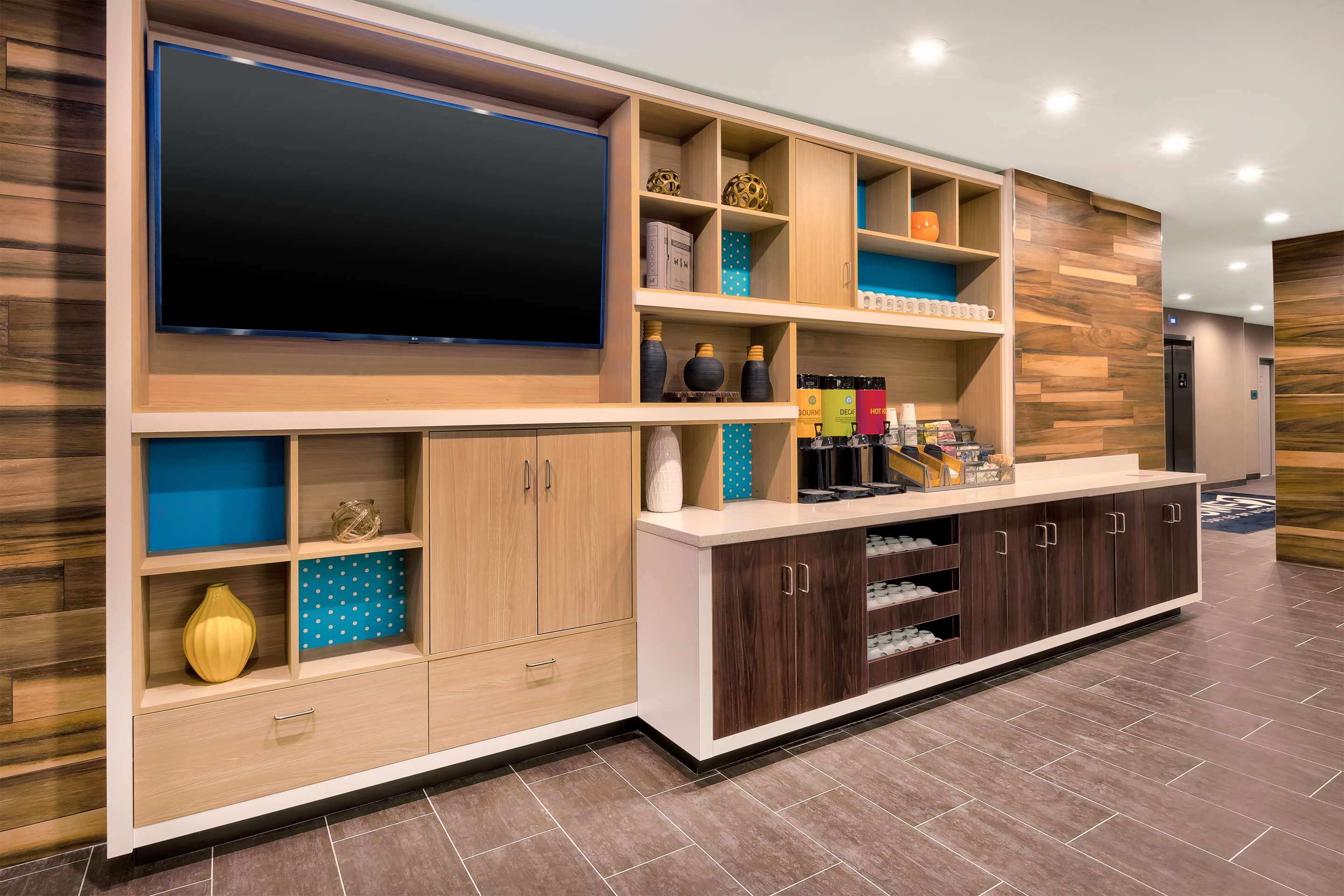 Restaurant | Home2 Suites By Hilton Grand Blanc Flint, Mi