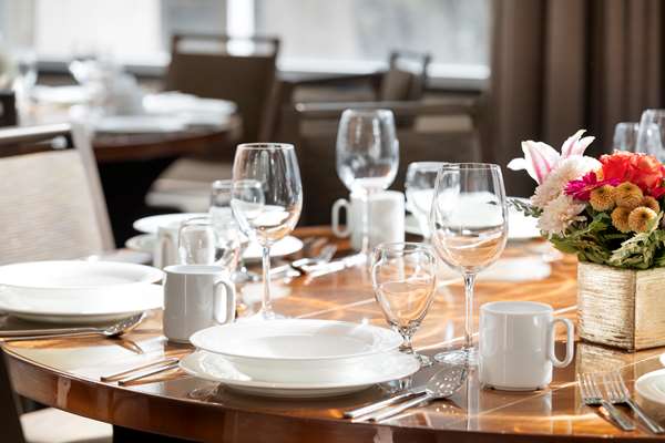 Restaurant - Hilton Hotel Downtown Vancouver