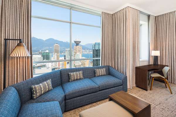  - Hilton Hotel Downtown Vancouver