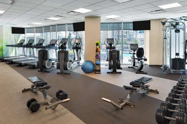 Fitness/ Exercise Room - Hilton Hotel Downtown Vancouver